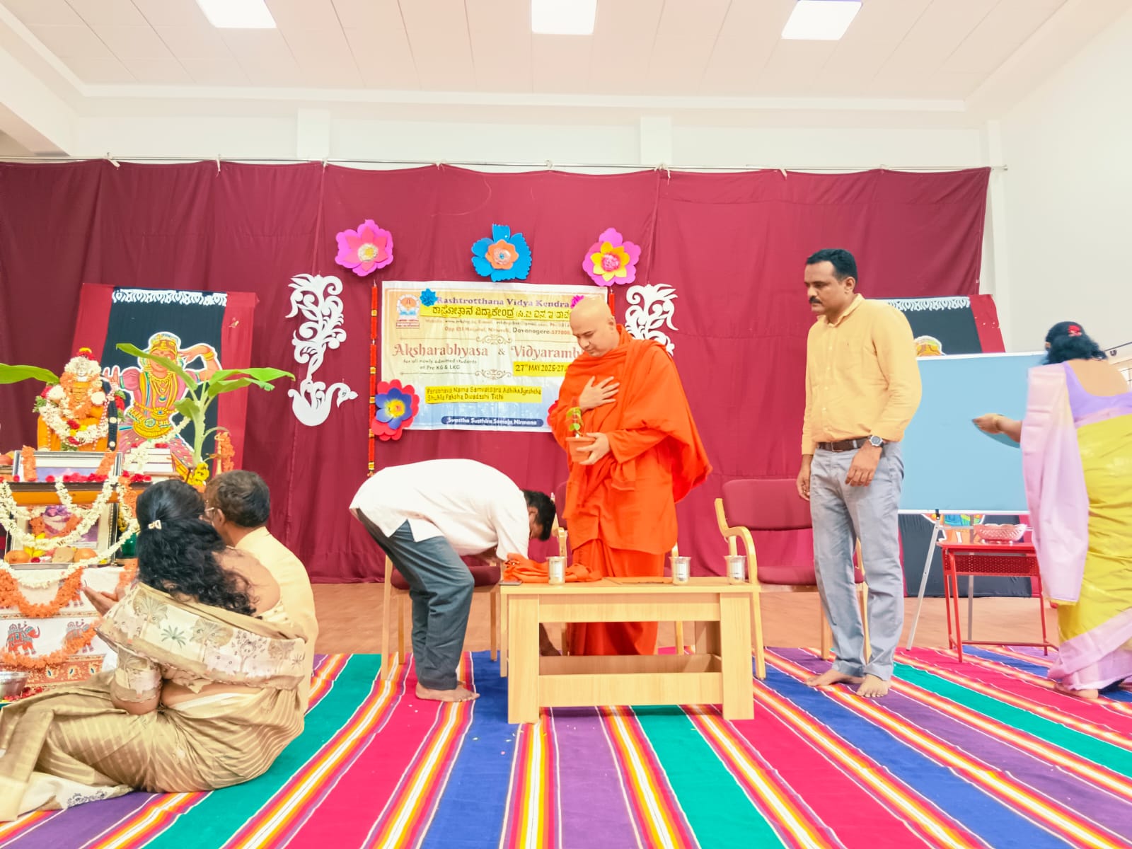 Aksharabhyasa and Vidyarambha at RVK - Davanagere (15)