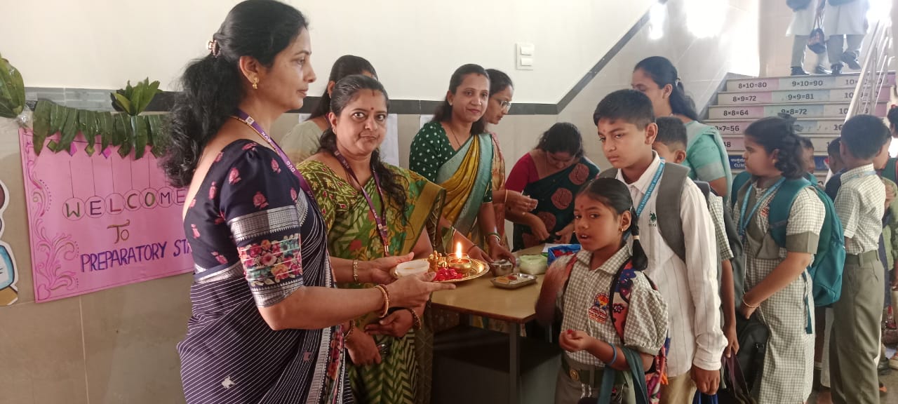 Welcome Back to School – Reopening Day Celebration at RVK - Davanagere (6)